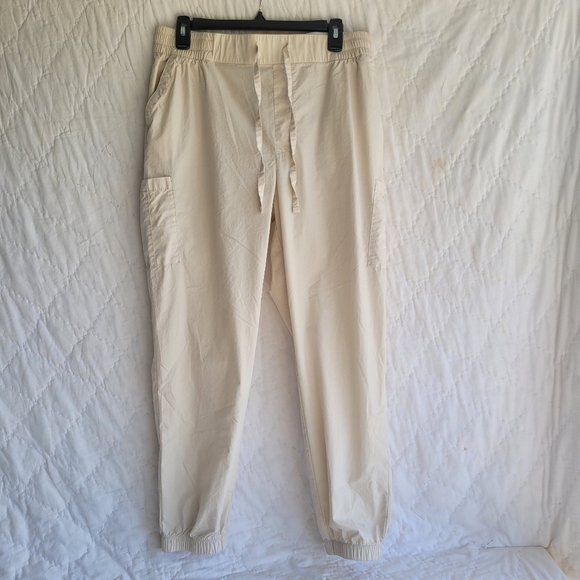 Women's L Old Navy Cream Colored Casual Elastic Waist Pull On Jogger Pants - Picture 1 of 4